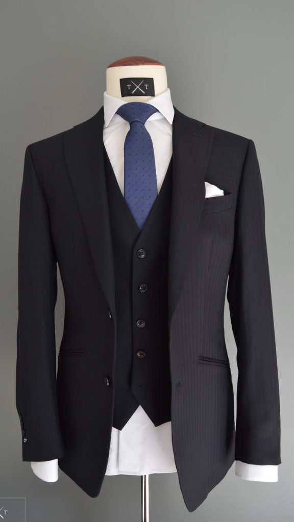 Costume sur mesure pour une cérémonie
