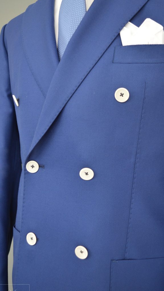 costume sur mesure pour une vie élégante